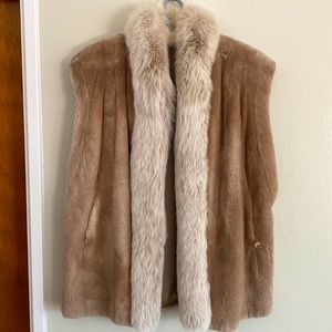 Fox and other animal fur(maybe mink body) vest/jacket.